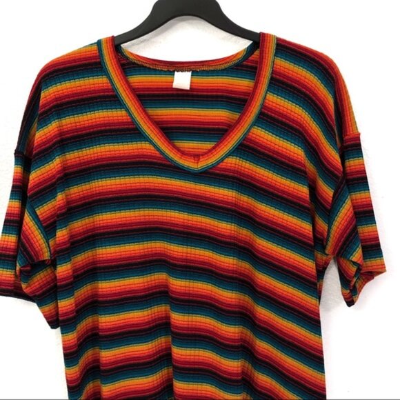 VTG Ribbed Rainbow Striped V-Neck Knit Top - Picture 2 of 6